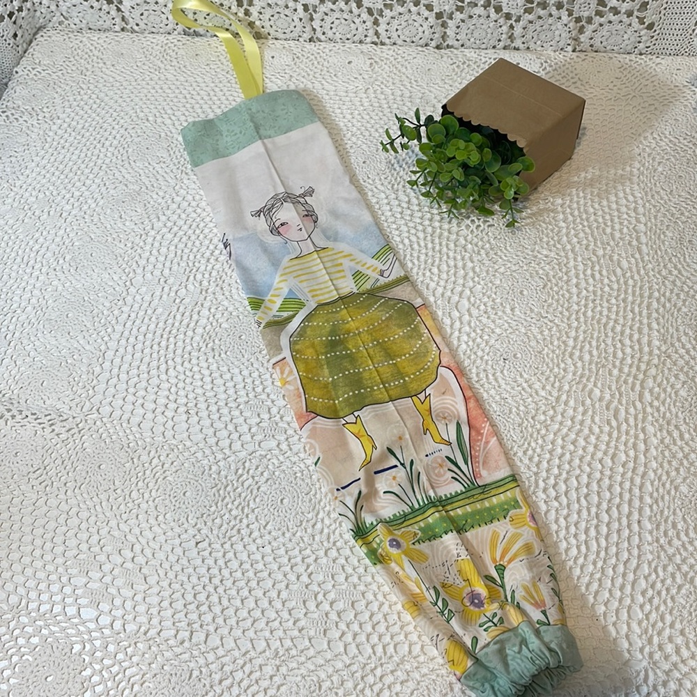 Hand crafted pantyhose holder